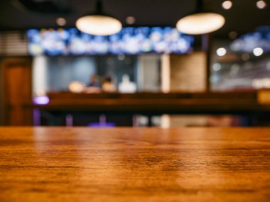 Masa üstü Kokteyl Çubuğu Restoran bulanık arkaplanı