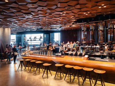 Starbucks Reserve Roastery Shanghai Counter Barı, Şangay, Çin... 27 Mar 2024