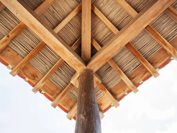 Ahşap sütunlar Rood yapısı Japon ev dokusu Doğal malzeme