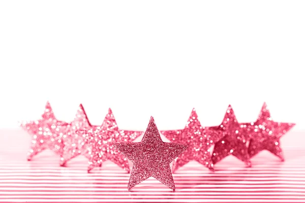 Texturizado Brillantes Estrellas Rojas Sobre Fondo Blanco Demostración Del Color — Foto de Stock