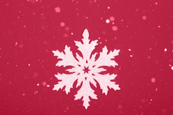 Νιφάδα Χιονιού Ασημί Γκλίτερ Κόκκινο Φόντο Επίδειξη Viva Magenta Μοντέρνο — Φωτογραφία Αρχείου