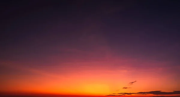 Πολύχρωμο Φόντο Του Ουρανού Σούρουπο Μετά Δύση Του Ηλίου Σκούρο — Φωτογραφία Αρχείου