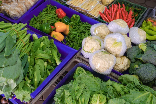 Высокоугольный Вид Различные Свежие Овощи Продажи Рынке Таиланде — стоковое фото