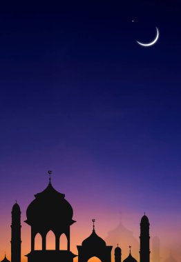 Siluet Cami Kubbesi ve Hilal Ay üzerinde koyu mavi dikey alacakaranlık gökyüzü, iftar dönemi için uygun bir arkaplan Ramazan kutsal ayı