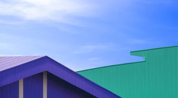 Geometryczny Wzór Tło Kolorowe Faliste Dach Magazynu Przemysłowego Budynki Nowoczesnym — Zdjęcie stockowe