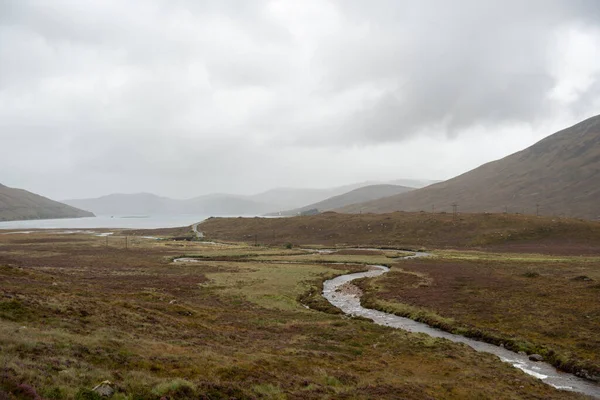 Wasser Einer Landschaft Mit Wolken Den Schottischen Highlands — Stockfoto