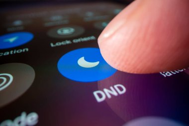 Akıllı telefonu bozmamak için makro çekim yap