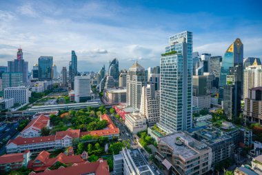 Bangkok, Tayland - 22 Mayıs 2024: Tayland 'da Bangkok şehir merkezinin gündüz görüntüsü