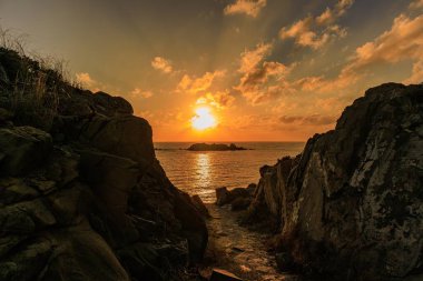 Sardunya açıklarında gün batımı