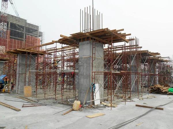 Kuala Lumpur Malaysia Ağustos 2017 Çelik Destek Çubuğuyla Beton Sütun — Stok fotoğraf