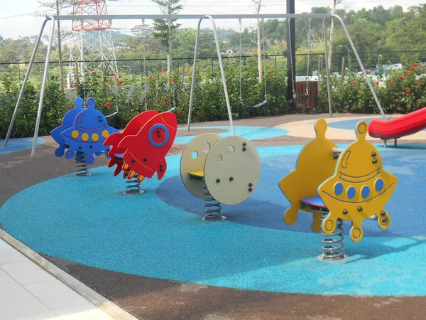 Melaka Malaysia Agosto 2017 Selecionado Focado Crianças Modernas Playground Livre — Fotografia de Stock
