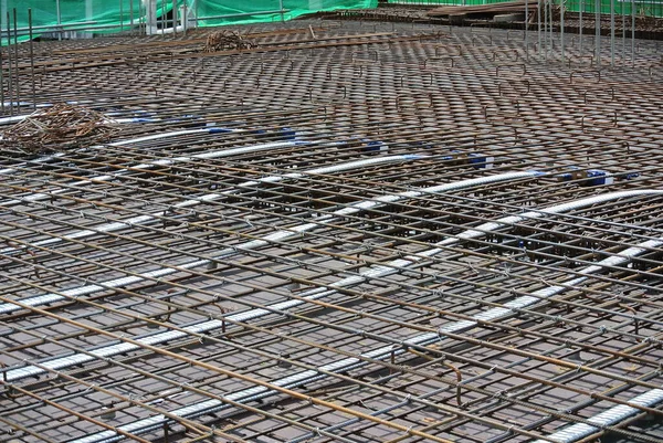 Malacca Malaysia エイプリル社2016 建設現場でのプレストレストコンクリート用プレストレストケーブル腱 より大きなスパンでコンクリートスラブの品質を向上させる技術です — ストック写真