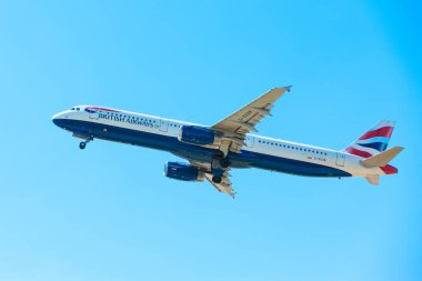 Boryspil, Ukrayna - 6 Haziran 2019: British Airways 'in Airplane A321 (G-EUXK) uçağı Boryspil havaalanından kalkıyor