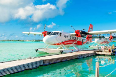 Erkek, Maldivler - 30 Temmuz 2017: Airplane De Havilland De Havilland Canada Trans Maldivian Havayolları 'ndan DHC-6-300 (8Q-MAH)