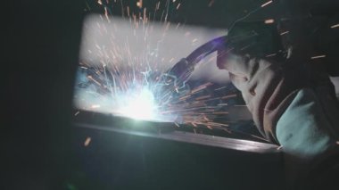 Kaynak yakın çekim. Yüksek kalite 4k görüntü