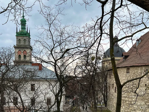 Stare Miasto Architektura Lwowa Sezonie Letnim — Zdjęcie stockowe