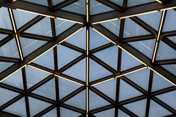 Vordach Und Neonlichter Einem Modernen Gebäude — Stockfoto