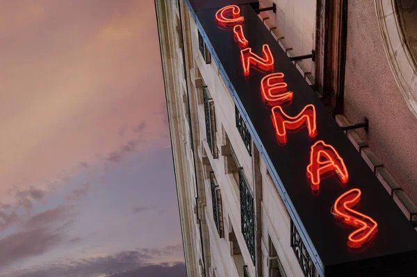 Знак Кинотеатров Городе Анже Франции — стоковое фото