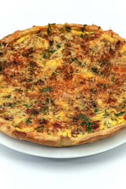 Pastırmalı ve peynirli turta