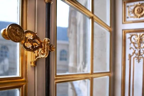 Close Window Handle French Mansion — Stock Photo, Image