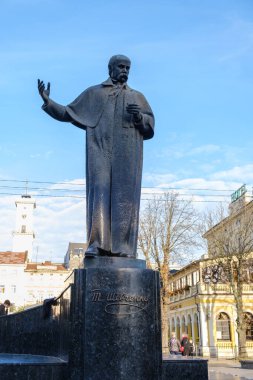 Lviv 'deki Taras Shevchenko anıtı. Yüksek kalite fotoğraf