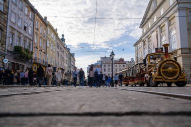 Lviv 'deki Rynok Meydanı' ndaki eski belediye binası. Yüksek kalite fotoğraf