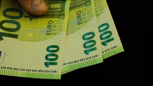 Homem Conta Notas Cem Euros Perto Abrandou Imagens Fullhd Alta — Vídeo de Stock