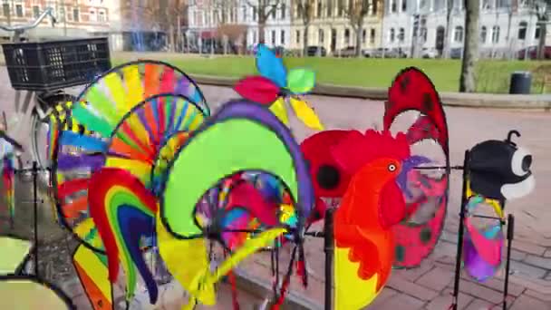 Close Colorful Pinwheel Spinning Outdoors — Wideo stockowe