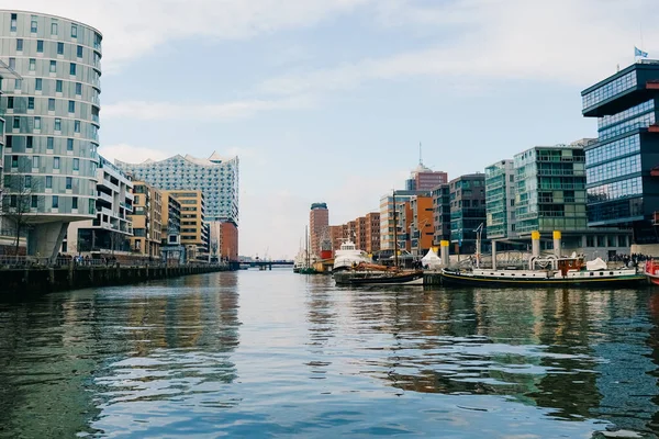 stock image Cityscape of Sandtorhafen canal and Elbphilharmonie, Hamburg Speicherstadt and Hafencity