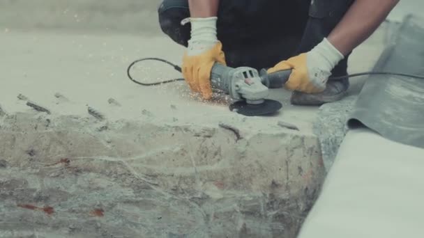 Cutting Iron Bar Flex Saw Hard Work Construction Industry — Αρχείο Βίντεο