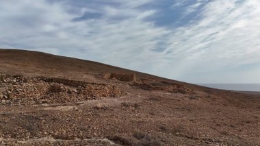 İsrail 'deki Negev çölündeki dağların manzarası