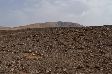 İsrail 'in kuzeyindeki Negev Çölü manzarası.