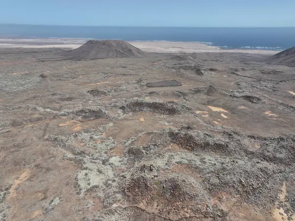Fuerteventura 'nın kuzeyindeki Negev Çölü' nün güzel manzarası