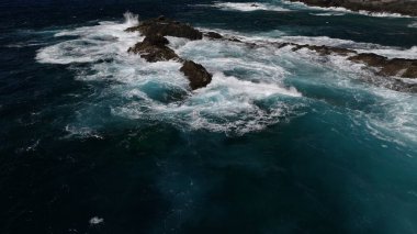 Deniz manzarası çok güzel. Doğa