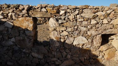 İsrail 'in kuzeyindeki antik kalenin kalıntıları.
