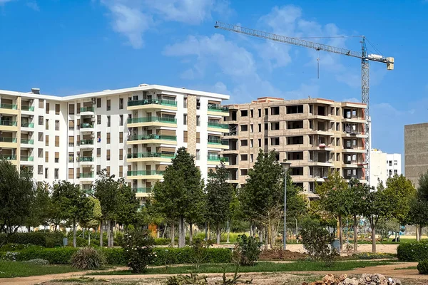 Kamu parkındaki lüks daireler