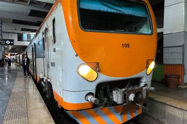 Rabat tren istasyonunda Al-Atlas treni