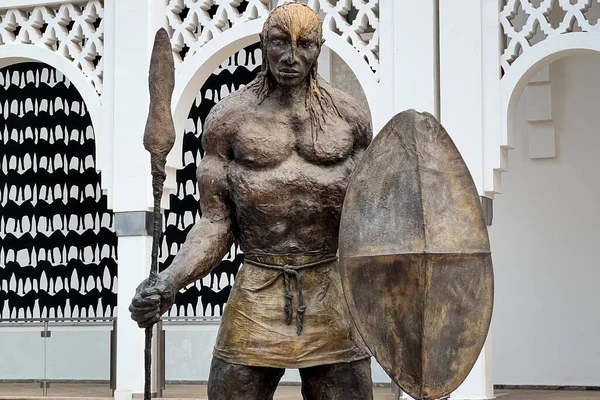 Skulpturen Maasai Warrior Utanför Mohammed Museum Modern Contemporary Art Rabat — Stockfoto