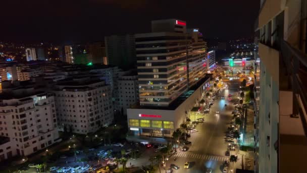 Vedere Panoramică Asupra Clădirilor Din Centrul Orașului Tanger Noaptea Maroc — Videoclip de stoc