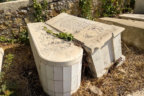 Tanger, Fas 'taki eski bir Yahudi mezarlığı.
