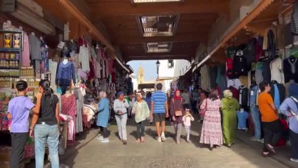People Walking Medina Rabat Morocco — Stock Video