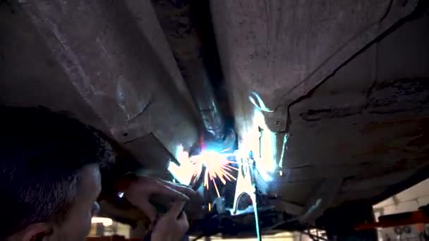 Welder Performs Welding Works Metal Structures Custom Cars — Stock Video