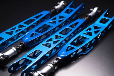 Bir spor drift araba özel projesinde arka mavi kollar