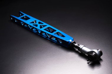 Bir spor drift araba özel projesinde arka mavi kollar