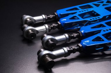 Bir spor drift araba özel projesinde arka mavi kollar