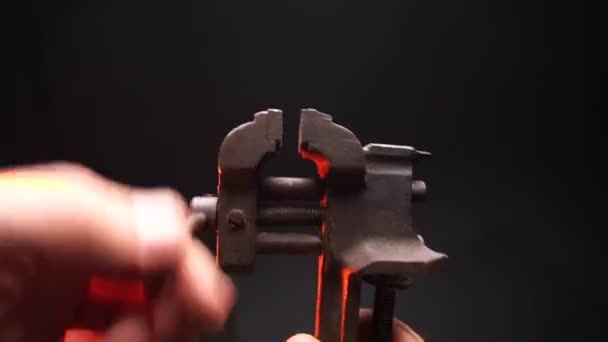 Mini Vise Locksmith Small Parts — Stock Video