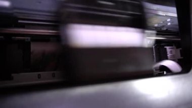 Cadılar Bayramı Cadılar Bayramı renkli resimler, turuncu balkabağı ve mürekkep püskürtme yazıcısında mumlar.