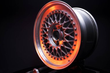 Uzun pozlama üzerinde düşük duruş için otomatik jantlar otomatik fotoğraf döndürme efekti