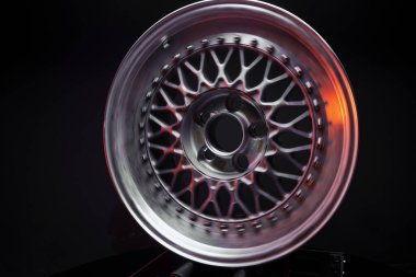 Uzun pozlama üzerinde düşük duruş için otomatik jantlar otomatik fotoğraf döndürme efekti