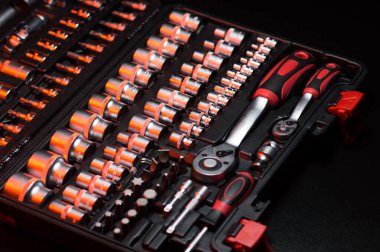 araba ve araç tamiratı için kırmızı eklemli bir set debriyaj ve başlık